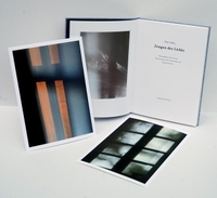 Peter Nadas. Zeugen des Lichts - Photographien und ein Essay. Thomas Reche Verlag, Neumarkt in der Oberpfalz, 2025.