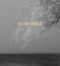 Cover: Mat Hennek. Silent Cities. Steidl Verlag, Göttingen, 2020.